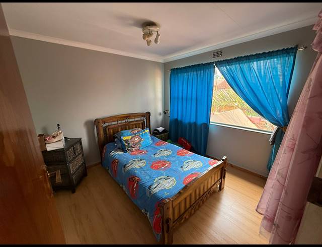 3 BEDROOM TOWNHOUSE FOR SALE IN VANDERBIJLPARK CE 3
